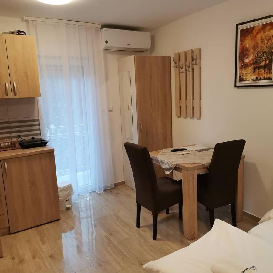 Vila Lux Nedeljkovic Gornja Trepca Čačak Exteriör bild