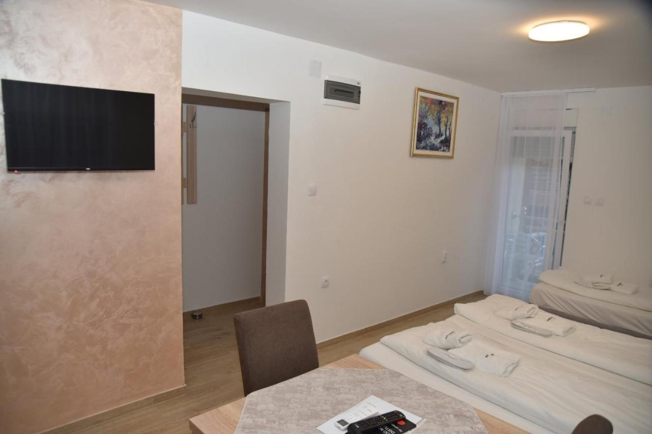 Vila Lux Nedeljkovic Gornja Trepca Čačak Exteriör bild